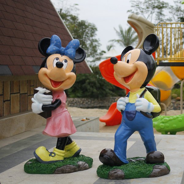 武漢玻璃鋼雕塑